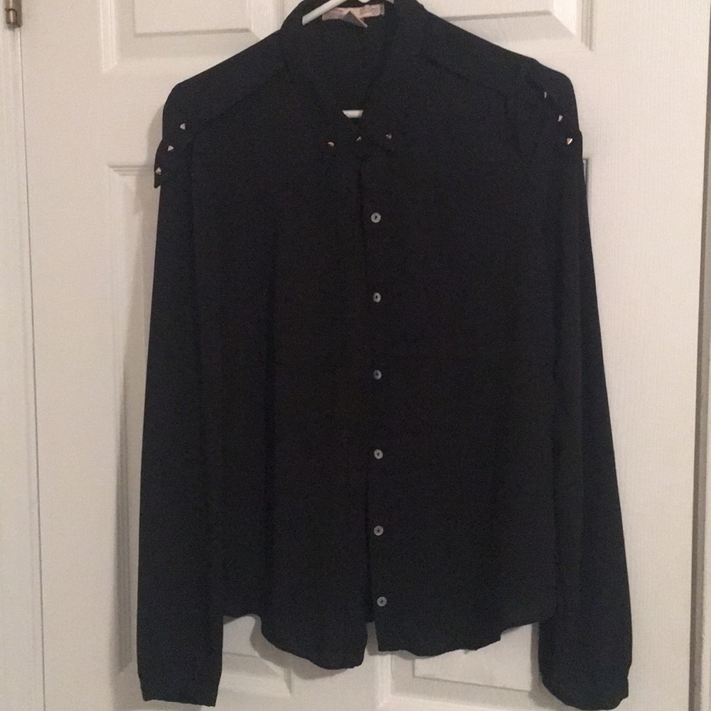 Black Button up with spike studs!! (M)